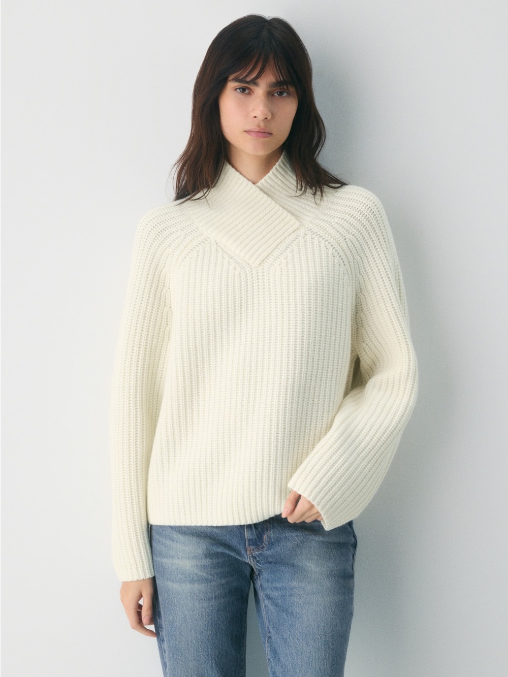 Aritzia Wilfred Wallen Wool Cashmere Sweater Cream Sz XS Neutral Knit Minimalist